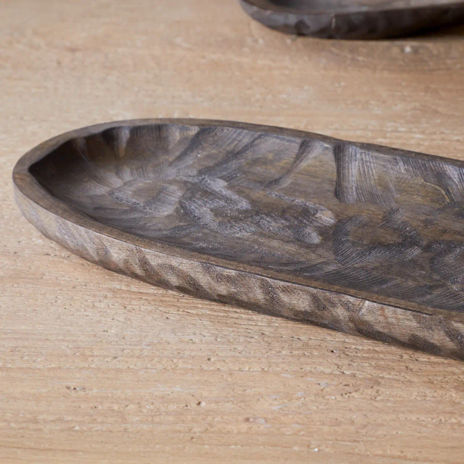 Close-up of the texture of the Nyati serving platter.