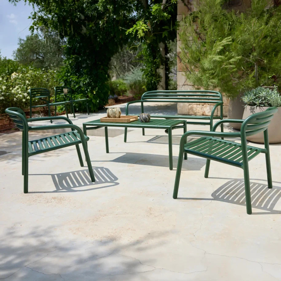 Bliss set of Lounge chairs, coffee table and sofa in Dark Green.