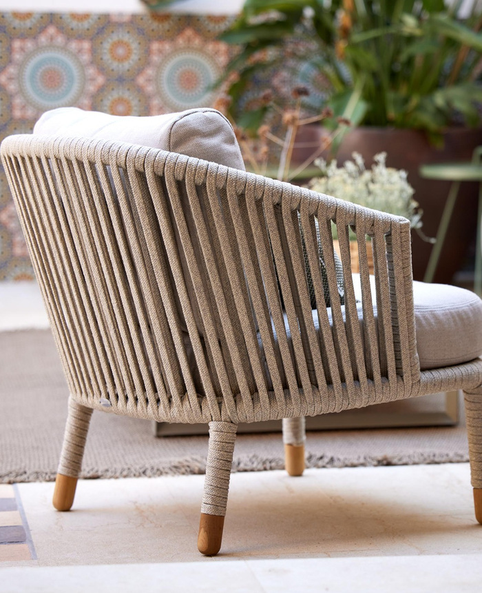 Comfortable upholstered outdoor lounge chair