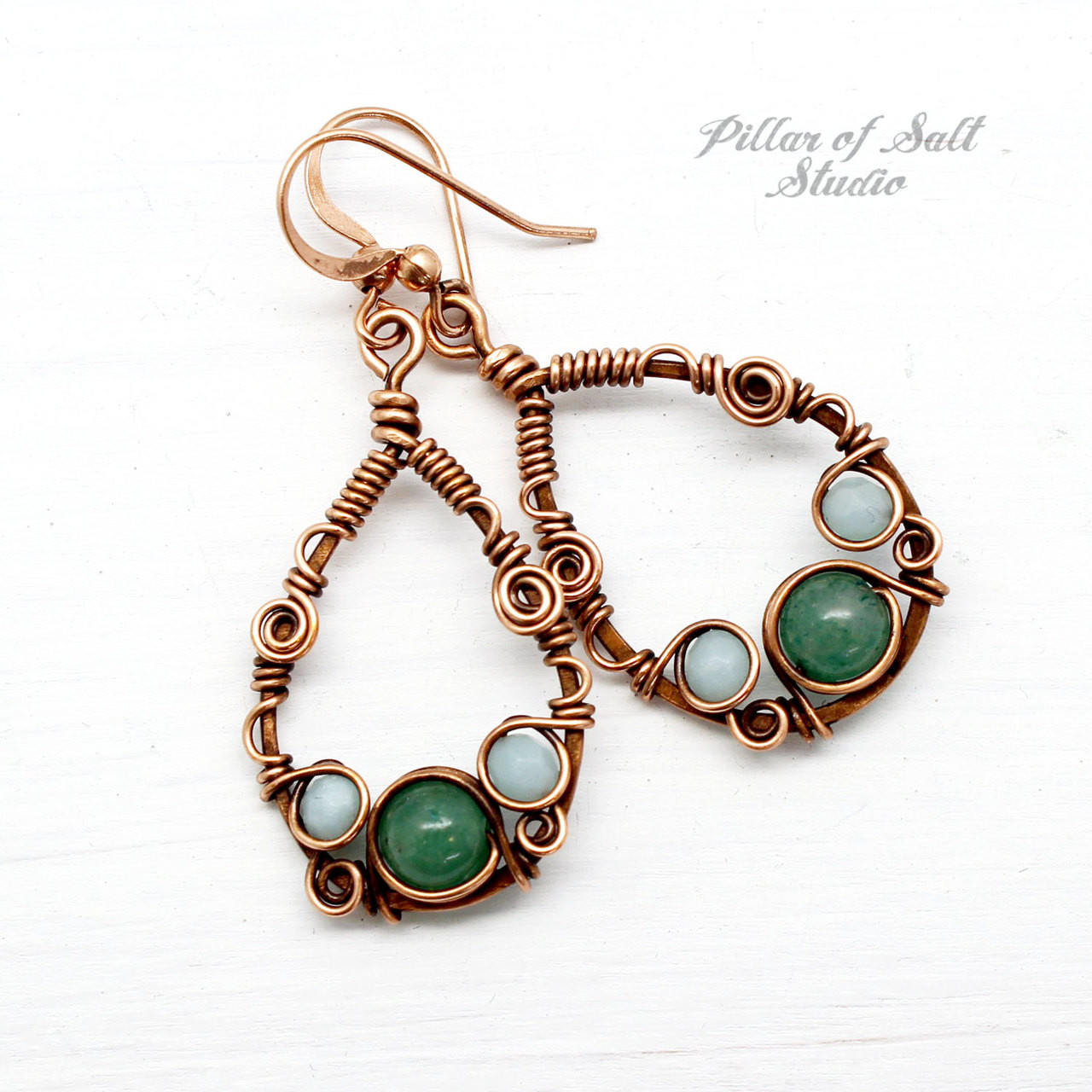 1928 Copper Tone Green Bead Wire Drop Earrings, Women's