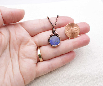 Blue Flash Labradorite & Copper Pendant Necklace