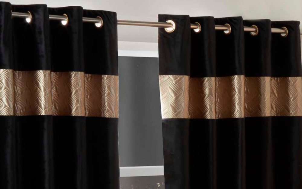 Modern curtain trends for retail success