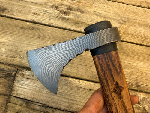 Bag Tomahawk