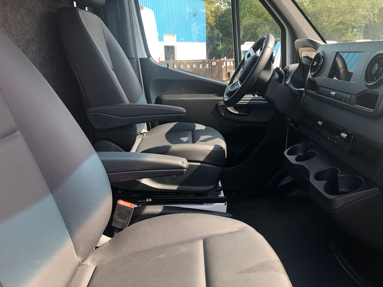 Mercedes-Benz Sprinter 2500 Cannabis Transport Van (18)