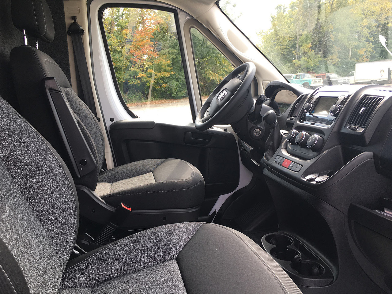 Dodge Ram Promaster 2500 / 3500 Cannabis Transport Van 22)