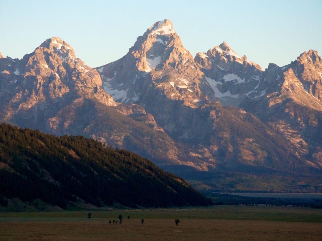 Your mountains. Балиал гора. Горы Азии. Молодые горы Азии. Дальние горы Азии.