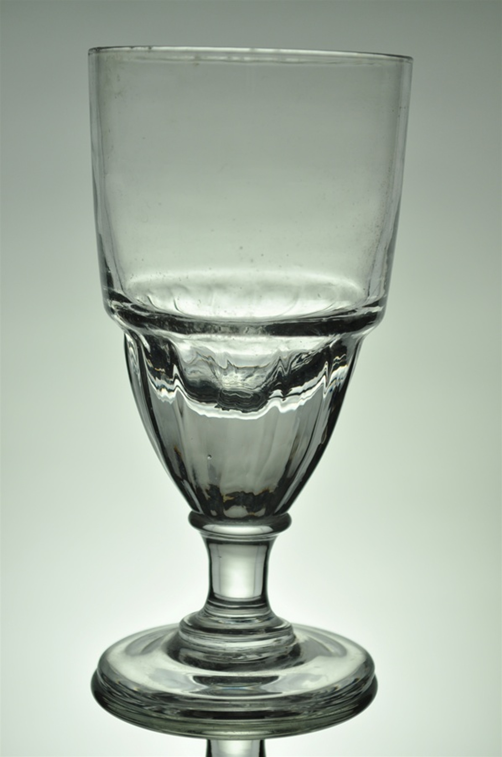 absynth glass