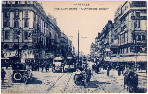 Marseille - Oxygenee Cusiner Postcard 46003