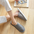 Gray textured closed-toe house slippers for men