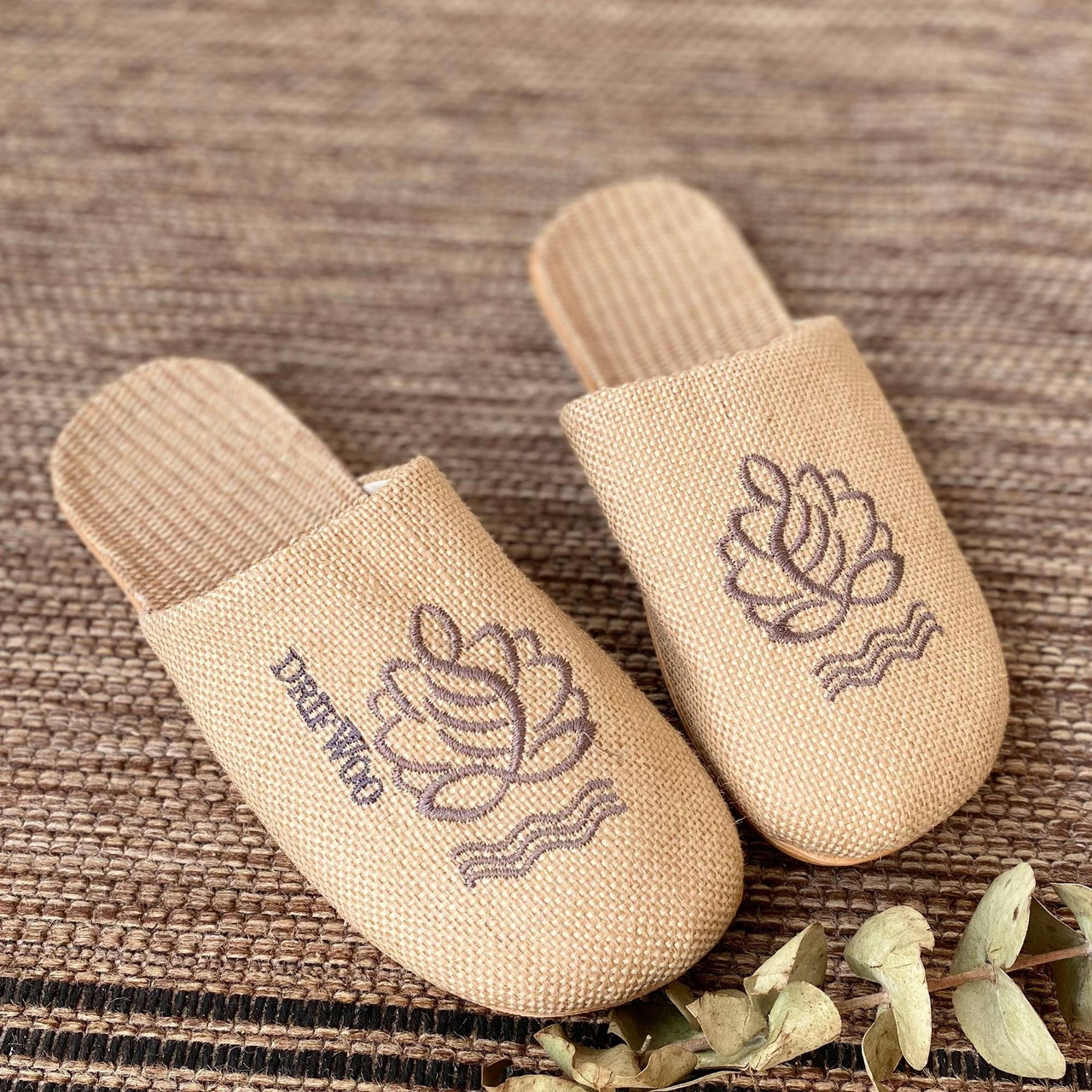 Women Summer Puff Linen House Slippers – Monogramme No. 29