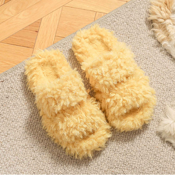 Cloudy Comfort Indoor Slides – Plush Faux Fur Slippers for Soft Home Moments