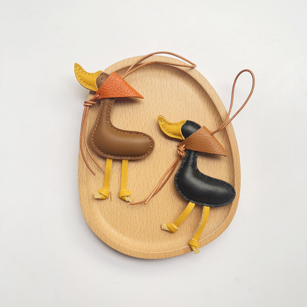 Leather Duck Bag Charm – Whimsical Everyday Accent