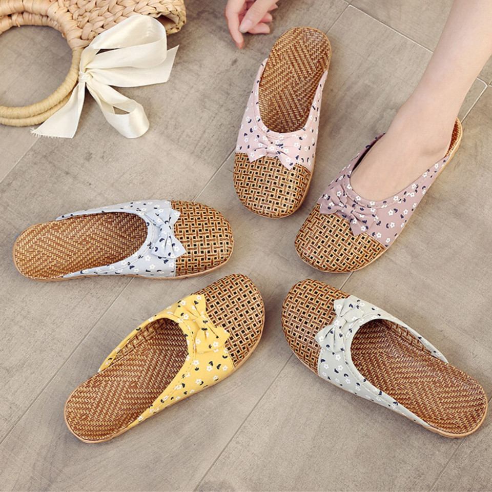 Floral woven closed-toe mule slippers, angled view