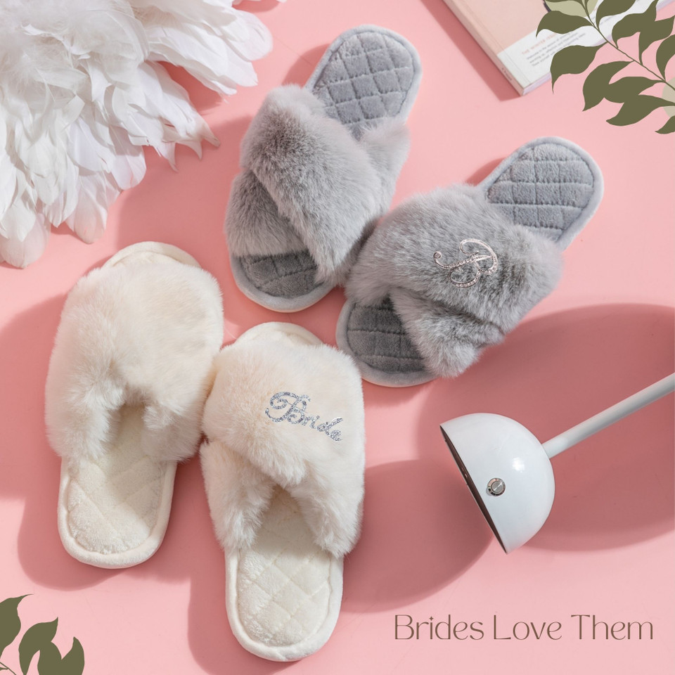 Faux Fur Cross-Band Indoor Slippers – Cozy Plush Slide for Women