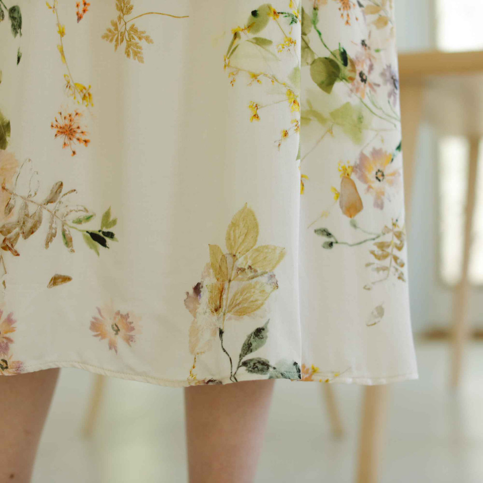Garden Bloom botanical viscose midi lounge dress with soft kimono-inspired movement