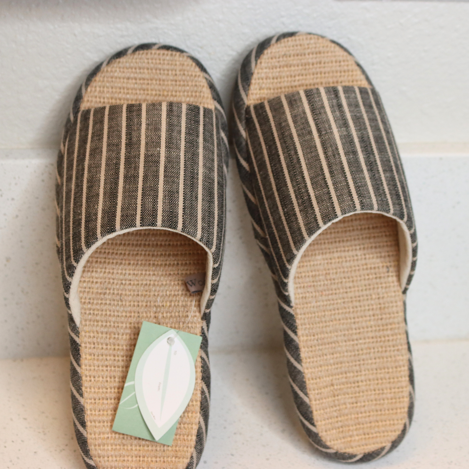 Unisex textile slide slippers - alternate view