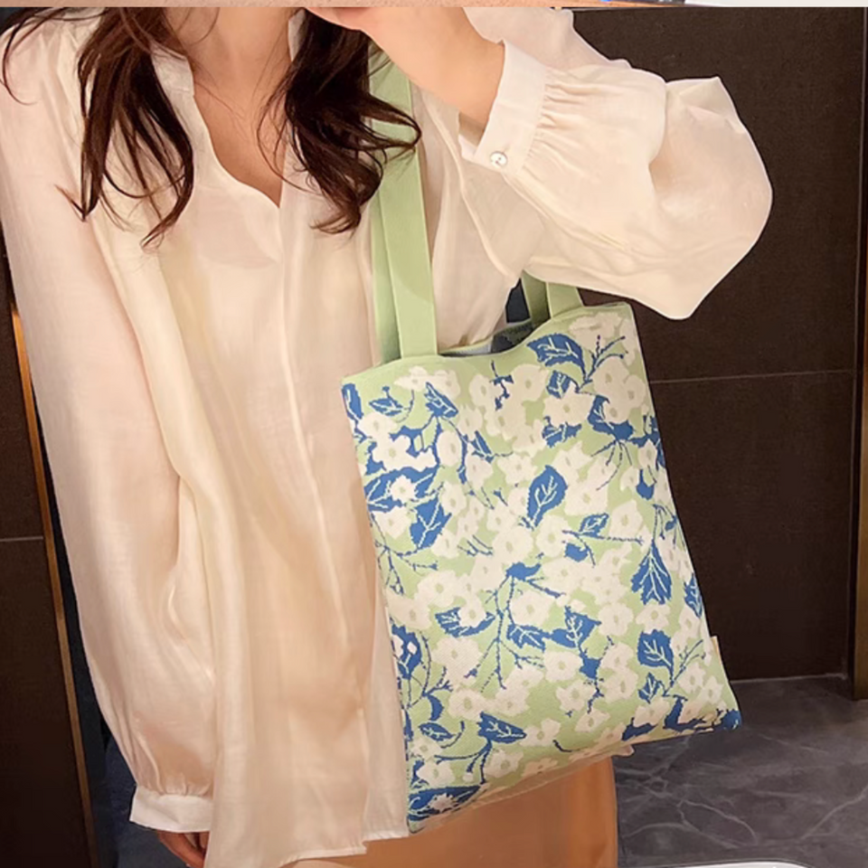 Floral Polyester Tote Bag Eco Friendly Versatile Fashion Botanical Knitted Shopper Tote Stylish Reusable Multiuse Spring Flowers Books Tote