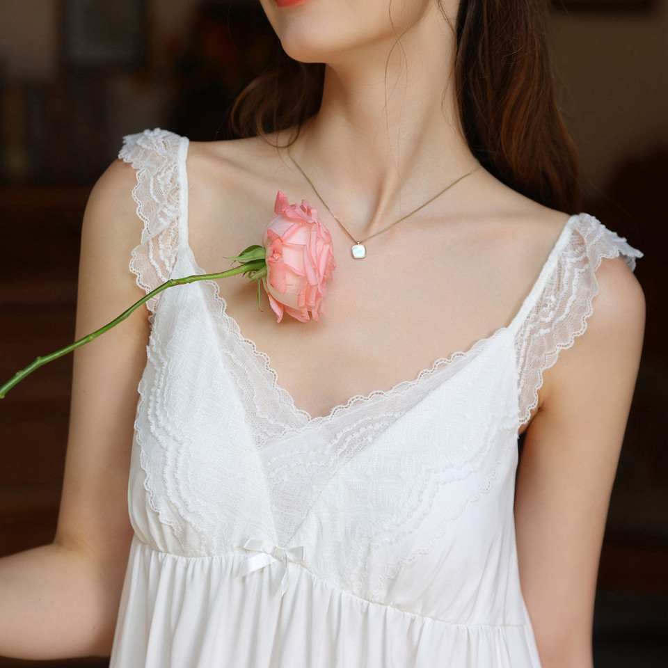 Soft Cotton Lace-Trim Midi Nightgown – Feminine Sleep Dress for Home Rituals