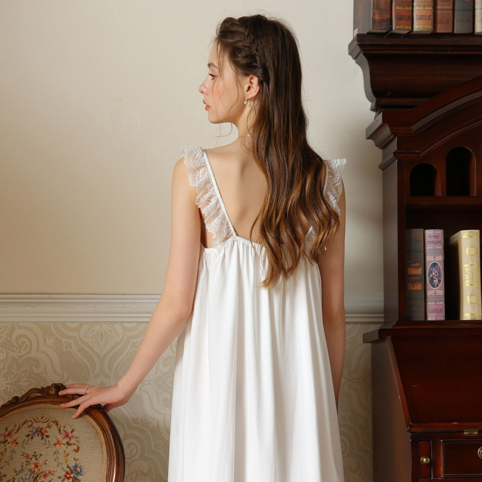 Soft Cotton Lace-Trim Midi Nightgown – Feminine Sleep Dress for Home Rituals