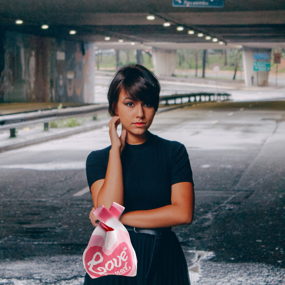 Heart Knit Gift Bag – Soft Drawstring Carry Bag with Love Motif