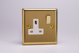 Varilight Victorian Brass 1-Gang 13A Double Pole Switched Socket