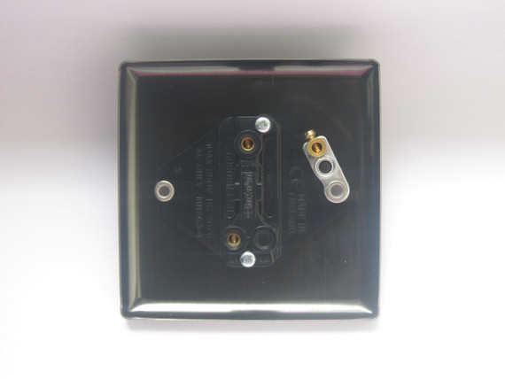 Varilight Iridium 1-Gang 10A Retractive Switch