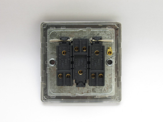 Varilight Primed Screwless 10A 1 or 2-Way Toggle Switch (1-4 Gang) (SKU: MS-VAR-XDYT1/2/3/9S.PD)