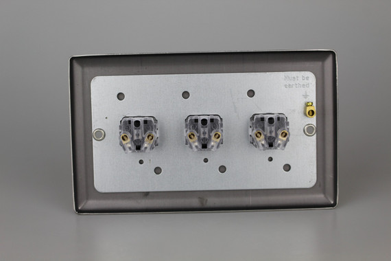 Varilight Georgian Brass 6A 1-Way Push to Make Brass Momentary Switch (1-4 Gang)