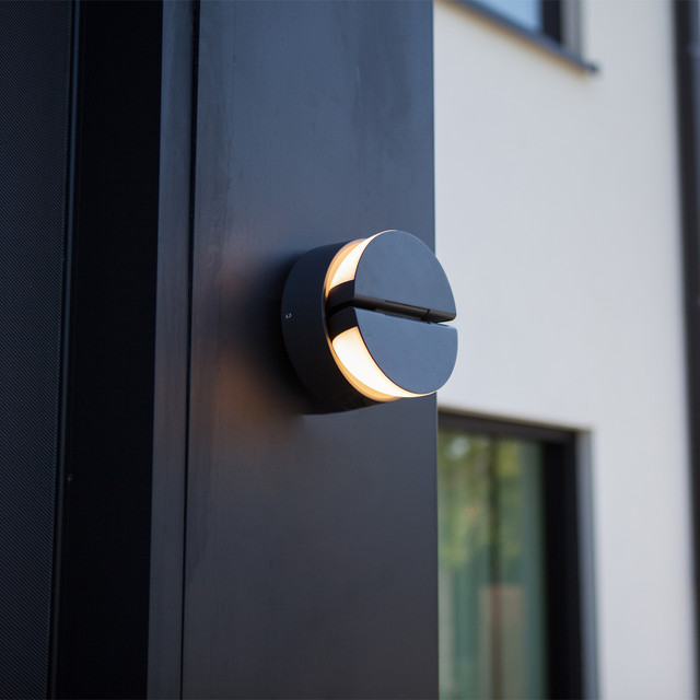 Lutec Eklips Round Outdoor LED Wall Light