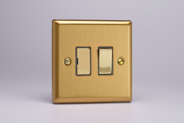 Varilight Brushed Brass 13A Switched Fused Spur