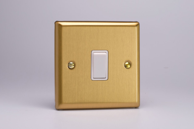 Varilight Brushed Brass 10A Intermediate White Rocker Switch (1-2 Gang)