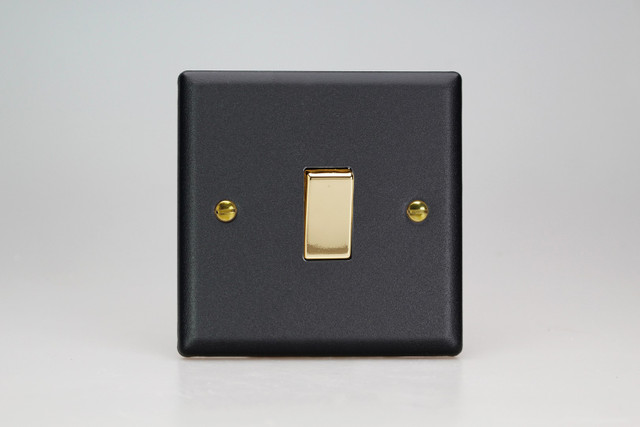 Varilight Matt Black Vogue 10A 1 or 2 Way Polished Brass Rocker Switch (1-4 Gang)