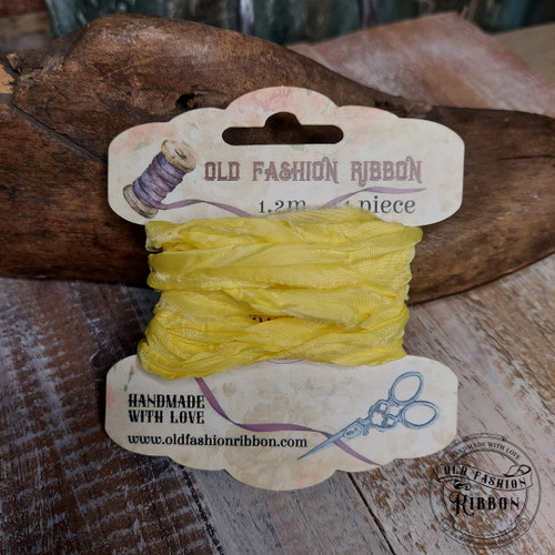 Old Fashion Ribbon Yellow