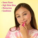 Lip Smacker Lippy Pals Kitty Kitten, Flavored Moisturizing & Smoothing Soft Shine Lip Balm, Hydrating & Protecting Fun Tasty Glossy Finish, Cruelty-Free & Vegan - Sweet Kiwi Kitten