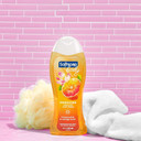 Softsoap Body Wash, Honeysuckle & Orange Burst Body Wash, 20 Ounce, 4 Pack