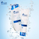 Head & Shoulders, Classic Anti-Dandruff Moisturising Shampoo, Cleans and Moisturizes Your Hair and Scalp, Pack of 3 x 500 ml