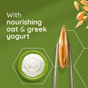 Aveeno Daily Moisturising Yogurt Body Wash (1x 300ml), Gentle Wash with Soothing Colloidal Oatmeal and Probiotic Greek Yogurt, Apricot and Honey Scented for Sensitive Dry Skin