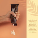 He-Shi Gradual Tan Moisturiser - Day to Day Medium Tanning Lotion - Natural Self Tanning Lotion - Bronze Glow with Vitamin E - Vegan & Cruelty Free - Hydrating Tan for Face & Body (200ml)