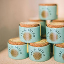 Sal De Ibiza. Fleur De Sel With Black Garlic In Ceramic Jar With Spoon. Mar Blau Limited Edition. Bio. 140G (4.94Oz)