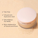 Laura Mercier Translucent Loose Talc-Free Setting Powder Ultra-Blur: Natural & Blurring Finish, Long Lasting, For Normal To Dry + Mature Skin, 4 Shades For All Skin Tones, Hyaluronic Acid Infused