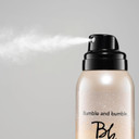 Bumble And Bumble. Prêt-À-Powder Très Invisible Volumizing Dry Shampoo | Volumizing, Dry-Cleansing, Uv Protective + Absorbs Oil | Curly, Wavy, Straight