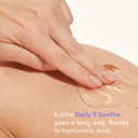 Womaness Daily V Soothe External Gel Moisturizer - Hyaluronic Acid Vaginal Moisturizer - Silicone-Free, Non-Irritating Vaginal Care Gel - Estrogen & Hormone-Free Formula For Women - 4Oz