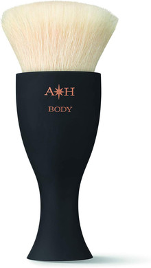 Amanda Harrington London The Big Body Brush