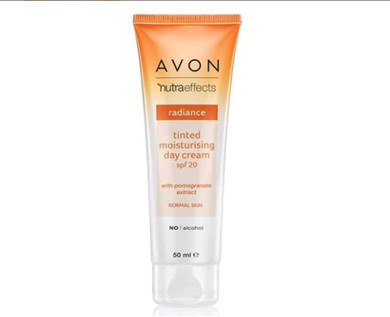 Avon Nutra Effects Radiance Tinted Moisturising Day Cream SPF20, 50ml, Infused with Pomegranate Extract for Radiant Skin, Healthy-Looking Glow, Cruelty Free