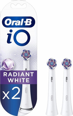 Oral-B iO Radiant White Electric Toothbrush Head, Angled Bristles Deeper Plaque Removal, with Polishing Petals for Teeth Whitening, Pack of 2 Toothbrush Heads, White