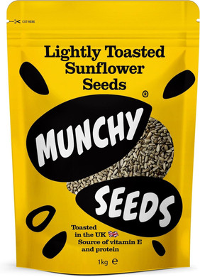 MUNCHY SEEDS Lightly Toasted Sunflower Seeds 150g Nutty, Crunchy Seeds in a Shaker for Snacking and Topping Salads, Cereal, Baked Goods, High in Protein, Fiber, and Essential Nutrients - Gluten-Free