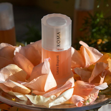 Laura Biagiotti Roma For Women - Sweet And Elegant Scent - Opens With Pink Grapefruit And Black Currant - Unleashes Delicate And Timeless Sensuality - Perfect For Date Night - 3.3 Oz Edt Spray