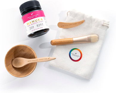 New Zealand Honey Co. 5 Piece Bamboo Beauty Bundle + Umf 20+ 125G