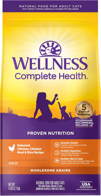 Wellness Complete Health Natural Dry Cat Food, Chicken & Chicken Meal Recipe, 5 Pound Bag Bundle + 2 Pack Of Wellness Kittles Natural Grain Free Cat Treats (Chicken & Tuna)