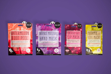 Oh K! Full Body Bundle, Vegan and Cruelty Free Pamper Gift Set, Including Foot Mask, Hand Mask, Lip Mask and Sheet Mask, 4 Piece